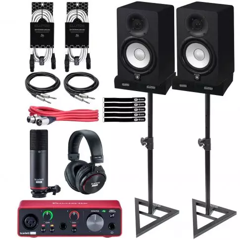 Monitors with Scarlett 2i2 Studio